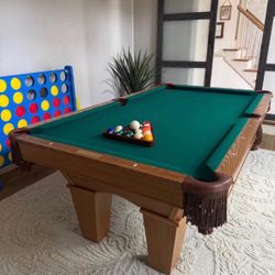 7’ Contender/Brunswick pool table