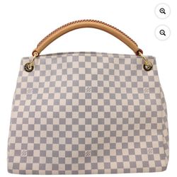 LOUIS VUITTON ARTSY MM 