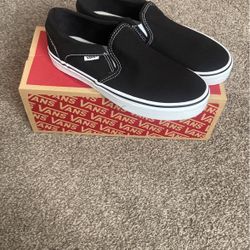 Black/White Vans