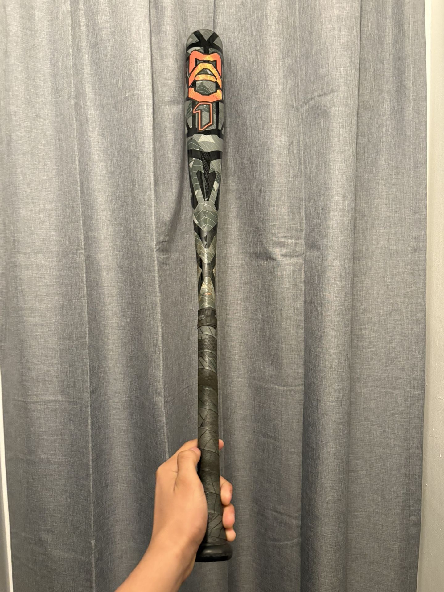 Mav1 easton bbcor base ball bat.