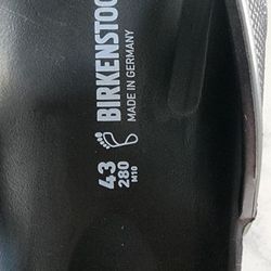 New - Birkenstock sandals