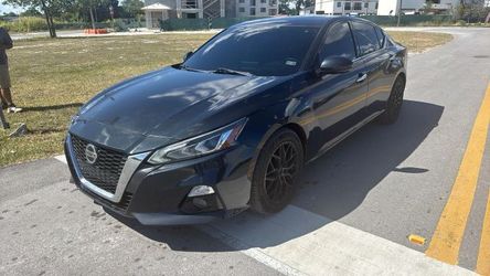 2020 Nissan Altima