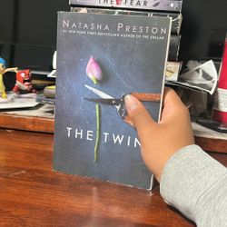 The Twin By Natasha Preston (book)