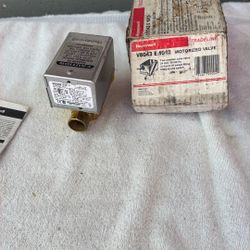 Honeywell Motorized Zone Valve