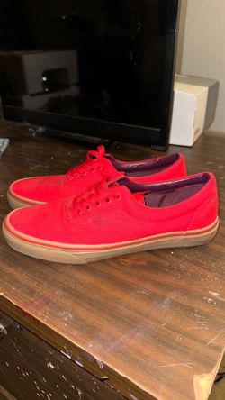 Men’s red Vans 9.5