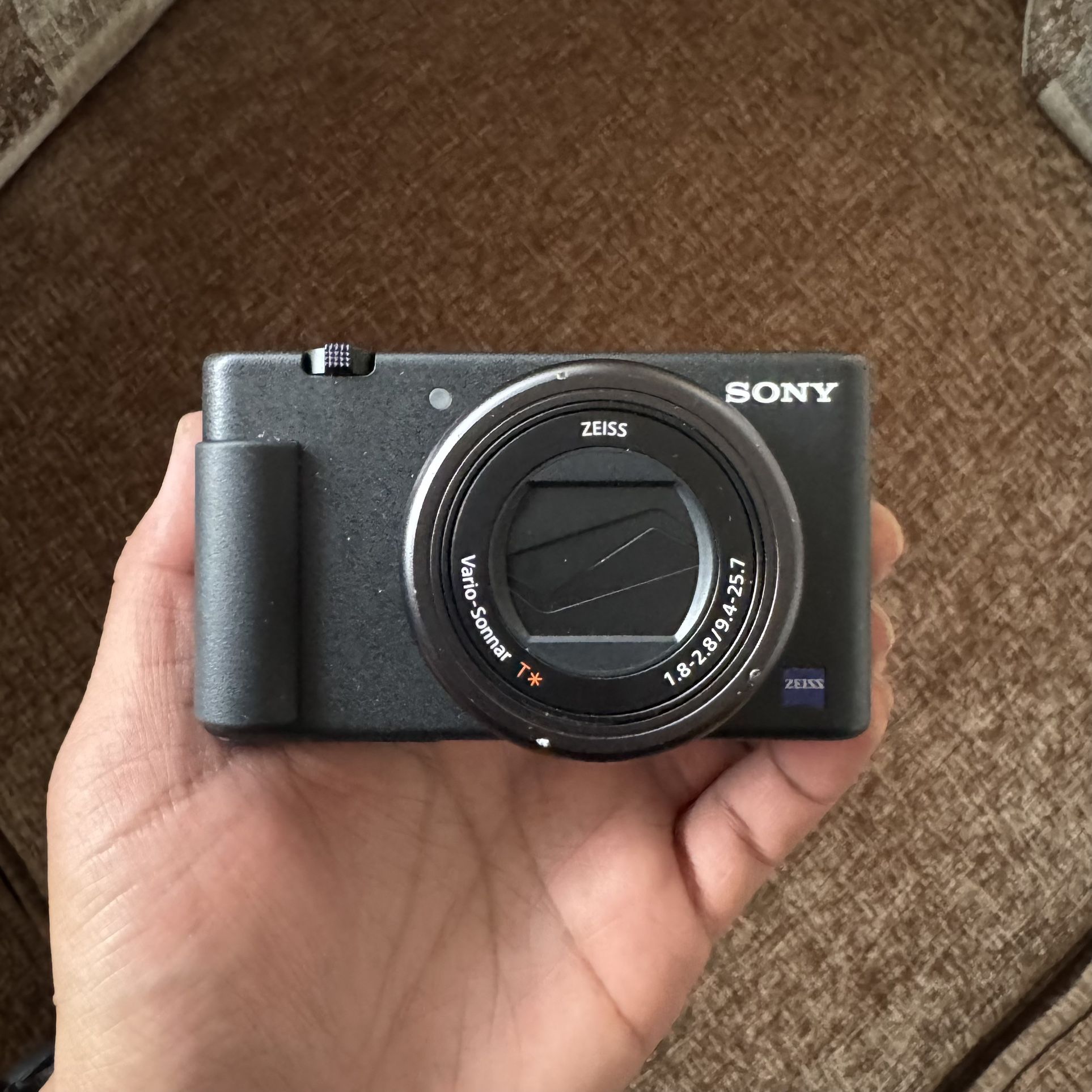 SONY ZV-1 DIGITAL CAMERA