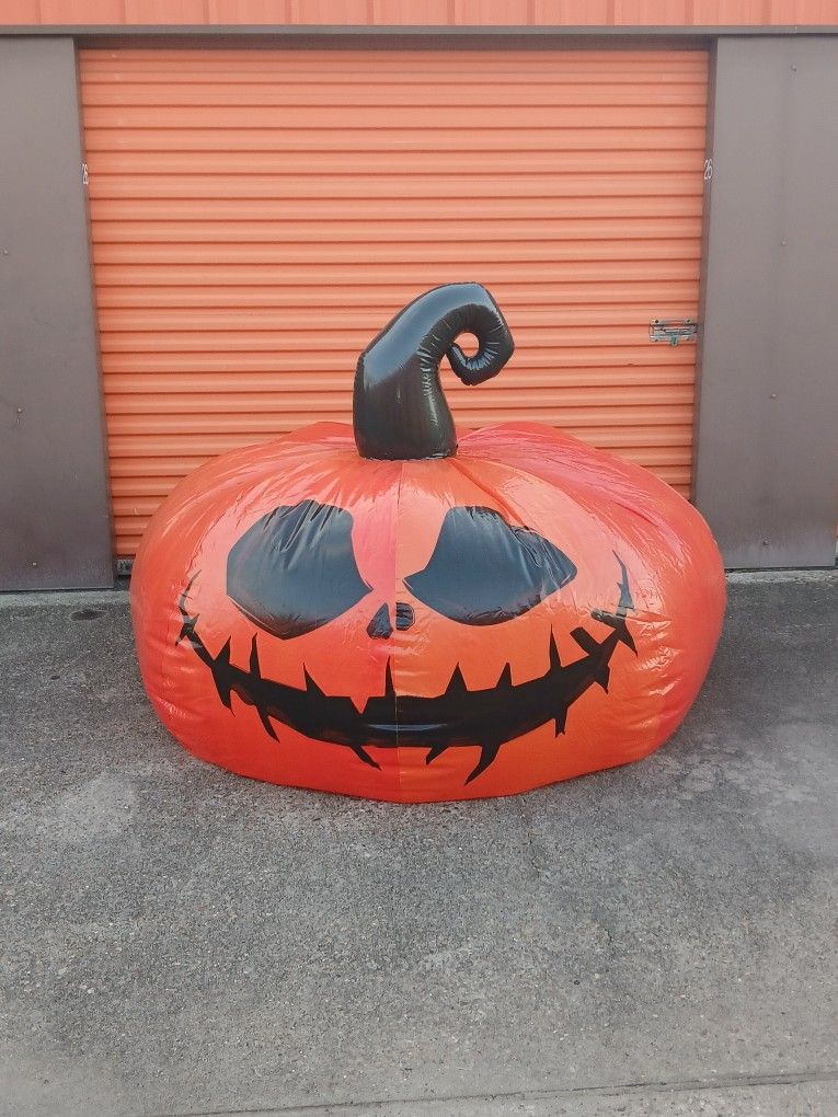 Two Gigantic Inflateable Pumpkins. 6 Ft Wide By 5 Ft Tall I Believe
