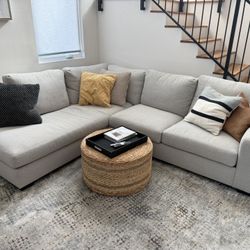 Pottery barn sectional LIKE NEW