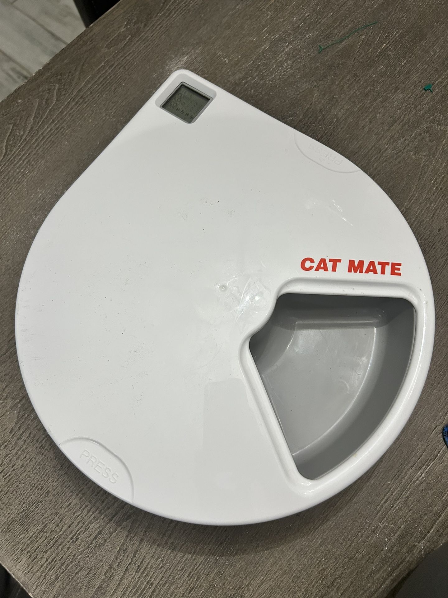 Cat Mate Automatic Feeder