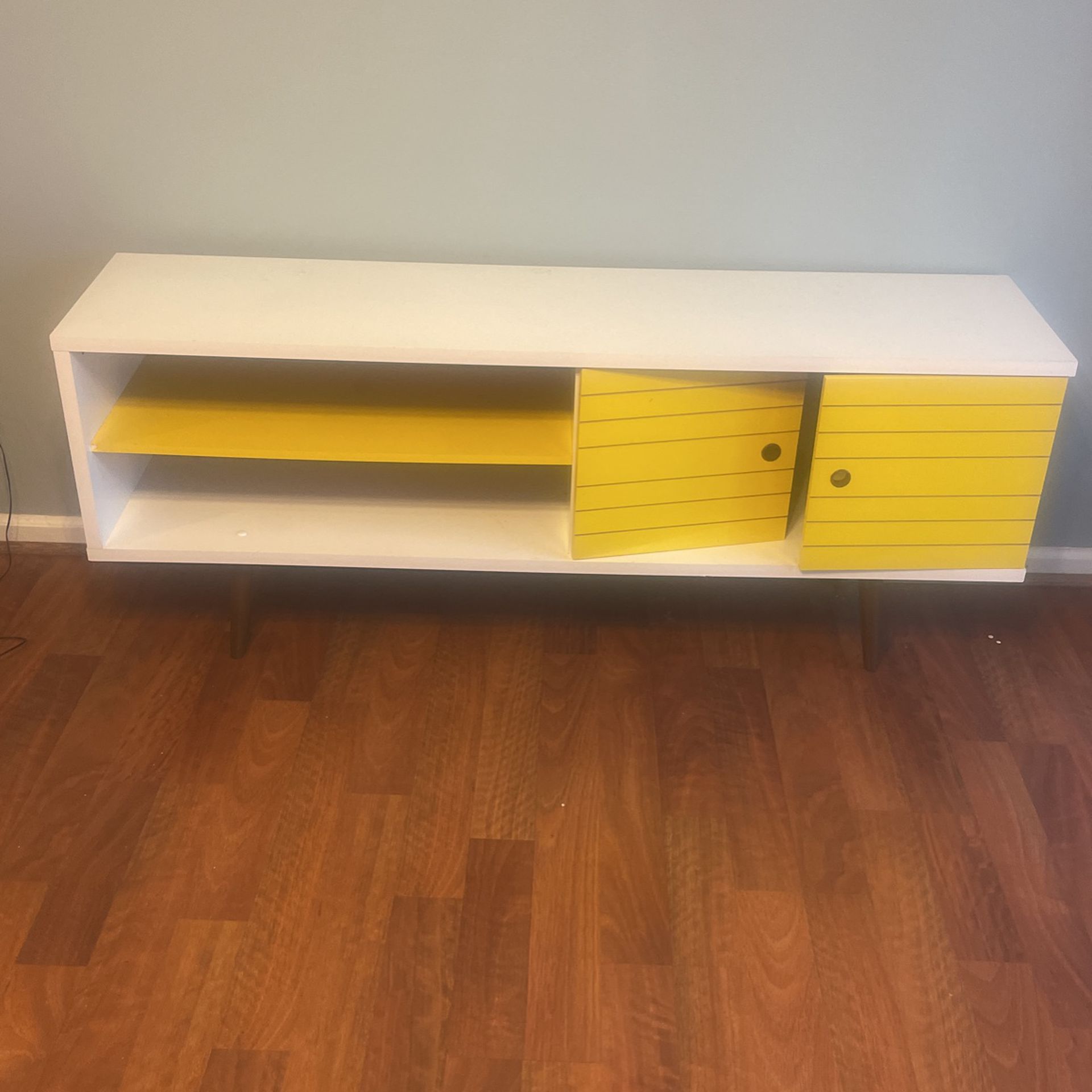 TV Stand Antique Style Yellow 