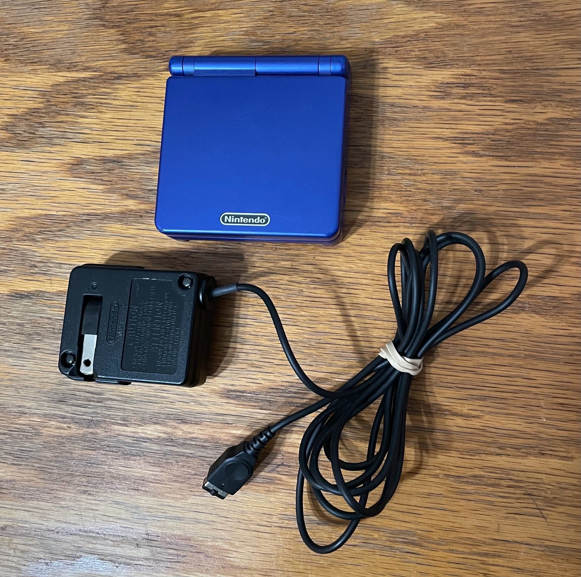 Nintendo Gameboy Advance SP AGS-001 console video system Cobalt Blue GBA game boy Handheld