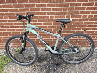 giant revel aluminum bike 