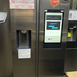 Samsung - 36” Refrigerator with Family Hub 