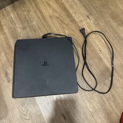 PS4 Console 