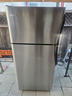 Frigidaire apartment fridge