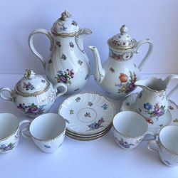 13 PCs Vintage 20th C. Hutschenreuther Dresden Germany Coffee Tea Set Pot For 4