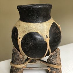 Authentic Tarahumara Pottery with Pine stand 
