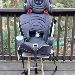  Graco Nautilus 65 3-in-1 Harness Booster Car Seat in Gray and Black.
