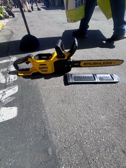 Dewalt 60V Flexvolt 18 Inch Chainsaw
