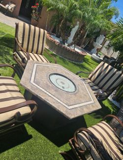 Fire Pit Patio Set 5 pieces/conversation set/Cash Only