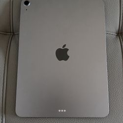 iPad Air M3 - Comes with apple pencil pro and iPad Keyboard case