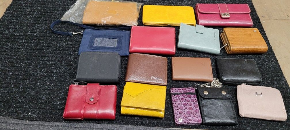Large Wallet Lot
