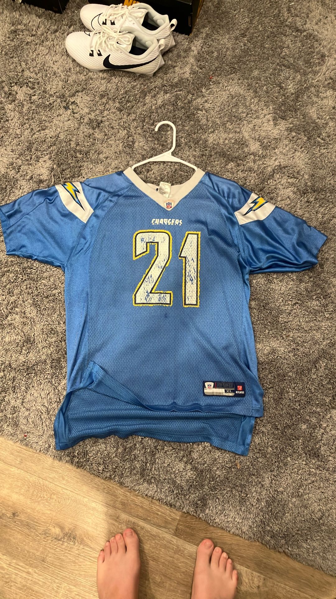 LaDamien Tomlinson jersey size extra large kids