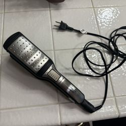 Conair Infiniti Hair Straightener