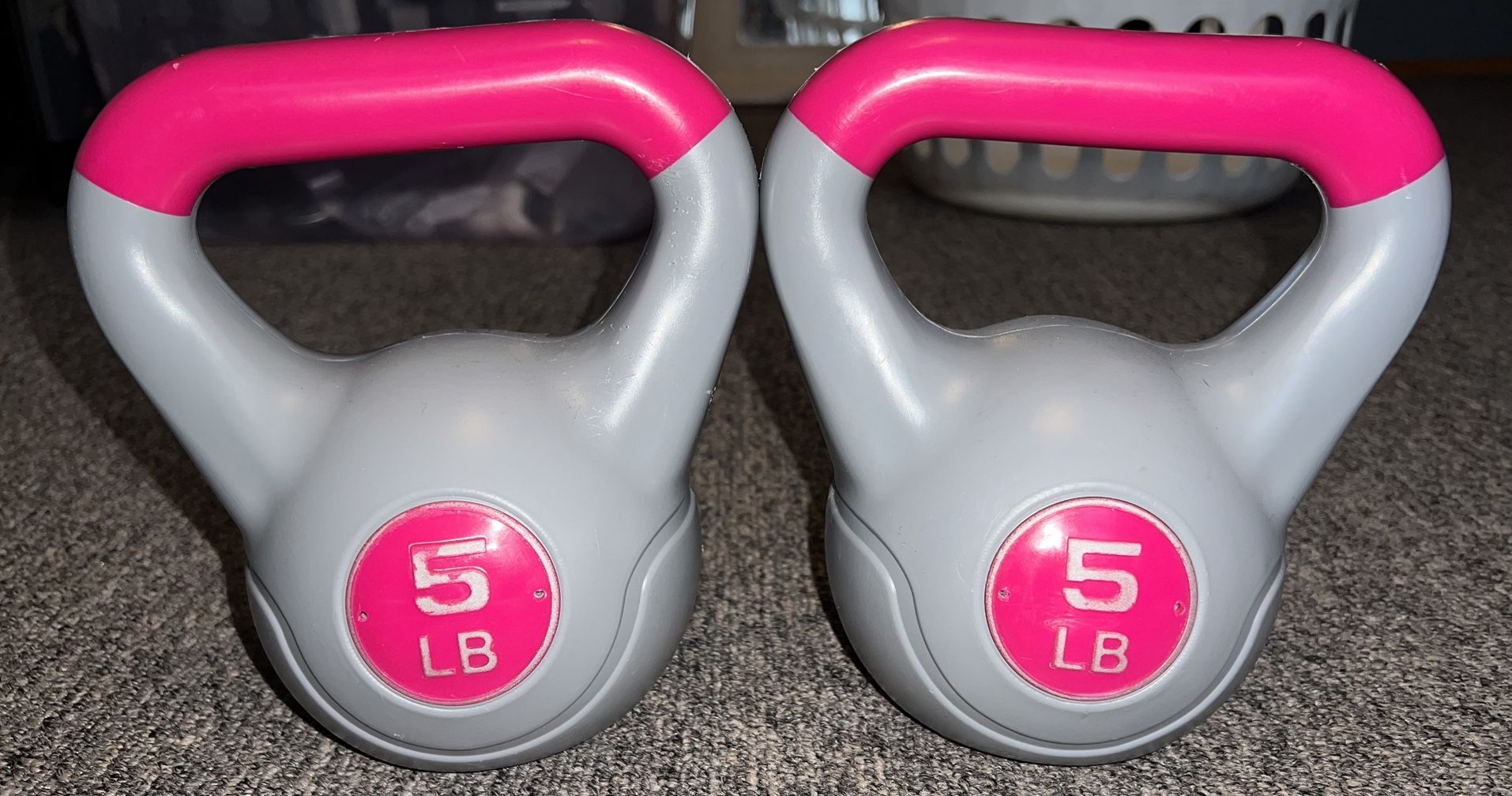 2 Kettlebells- 5lbs each
