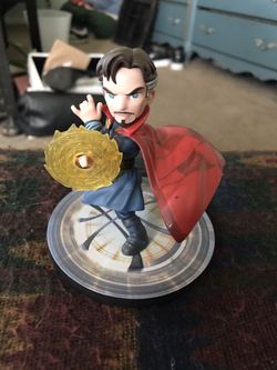Marvel Doctor strange statue
