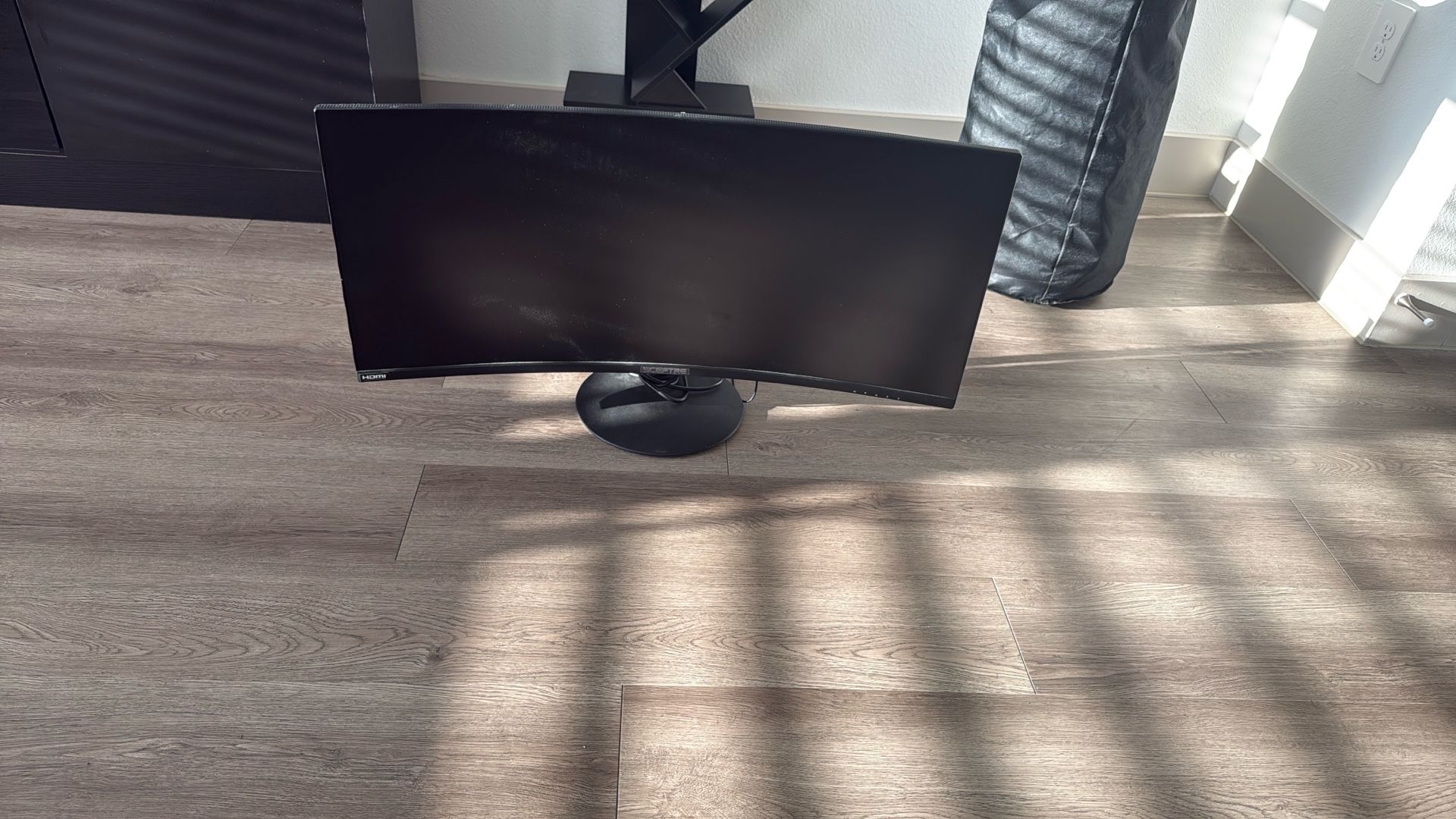 SCEPTRE 27inch Computer monitor (1080p)