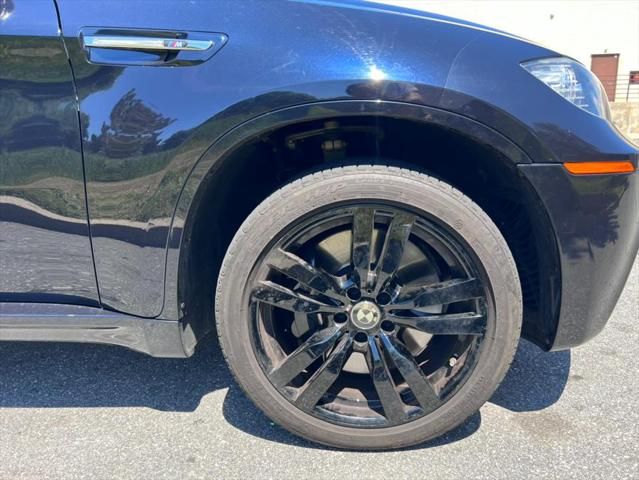 2011 BMW X6 M