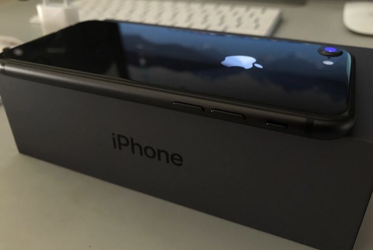 iPhone 8 - 64g space grey- new/unused in box-unlocked