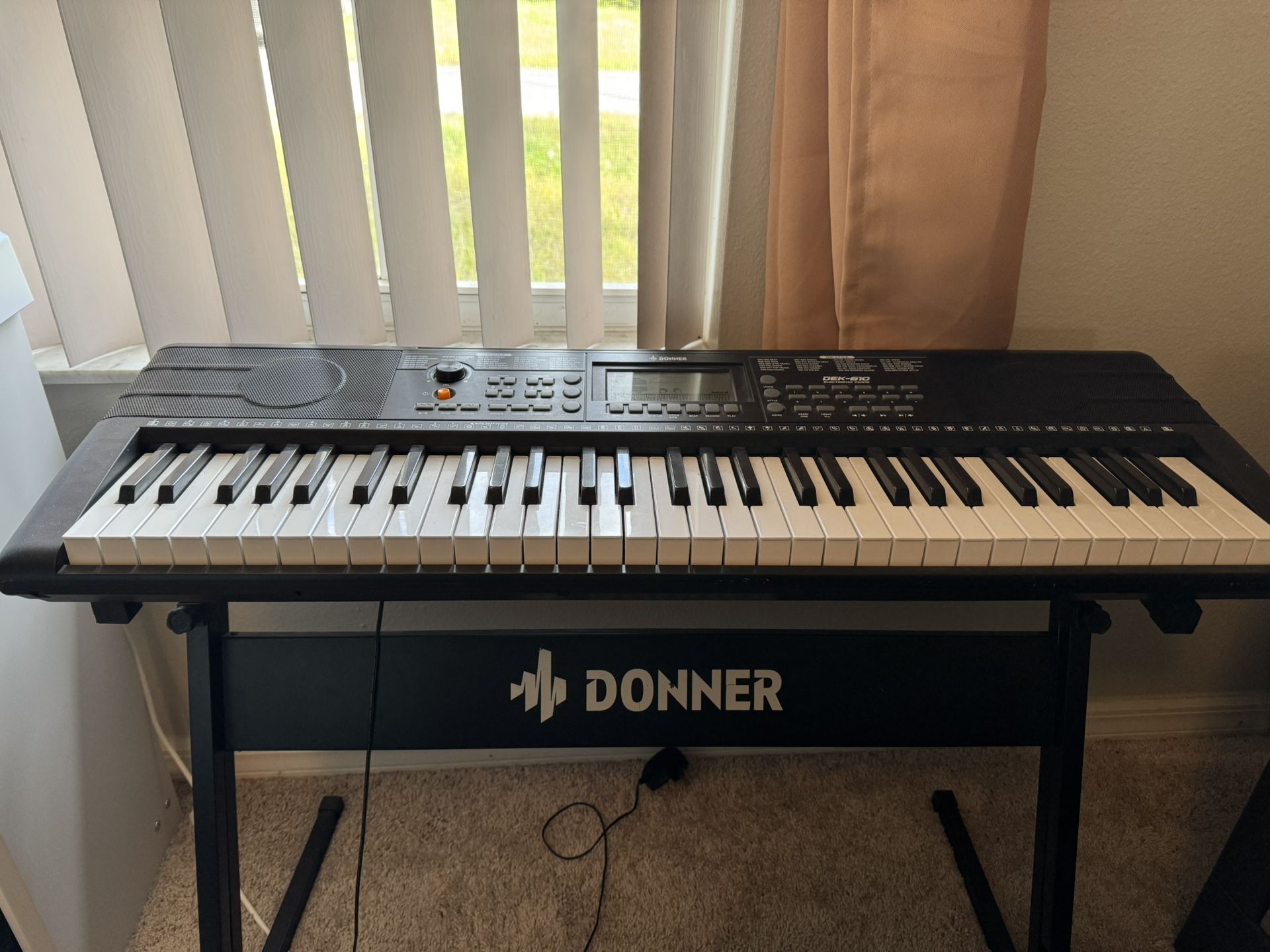 Keyboard/Piano 61 Keys