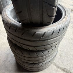Tires 235-40r19 Nitro