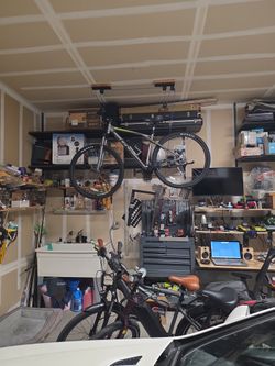 GT Aggressor Pro 27.5" Mountain Bike