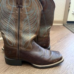 ARIAT Women’s Cowgirl Boots