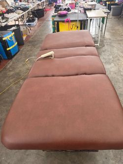 Lift up chair