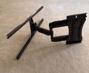 Sanus Heavy Duty Articulating Full Motion TV Mount