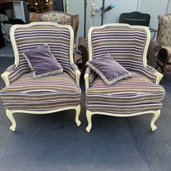Set of 2 Vintage French Louis XVI Style Gilt & Plum Damask Pattern Upholstery Very Good Condition 