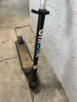 Gyroor electric scooter