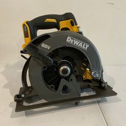 DEWALT FLEXVOLT 60-Volt MAX Cordless Brushless 7-1/4 in. Circular Saw (Tool-Only)