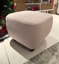 Small ottoman