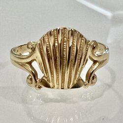 💎 Nautical Inspired Seashell Ring 14K Yellow Gold