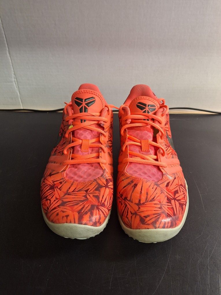 NIKE KOBE MENTALITY HOT LAVA SZ 9