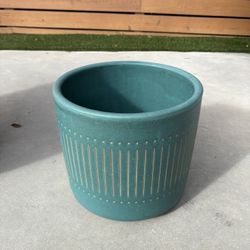 WEST ELM Mid Century Planter/Flower Pot