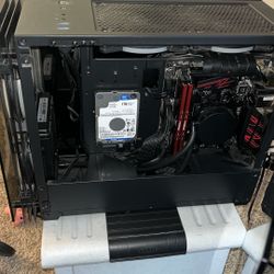 CUK Stratos mini Gaming PC / Black/ LED AMD Ryzen 7 32GB RAM 