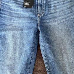 Women Boots Cut Jeans