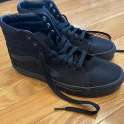 Vans Mid Tops All Black 