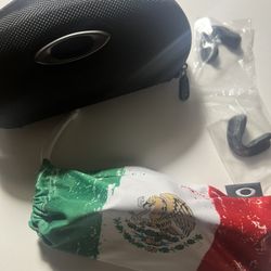 Oakley Encoder Sunglasses